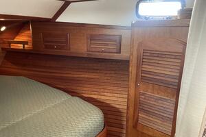 Bow Hanging Locker