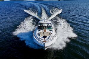 OUTSTANDING 45ft Doral Yacht For Sale