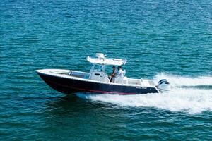 2012 Regulator 32