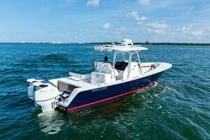 2012 Regulator 32