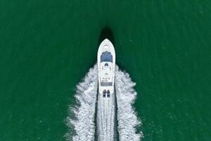 2012 Regulator 32