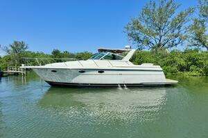 1998 Tiara Yachts 3500 Express thumbnail 21