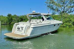1998 Tiara Yachts 3500 Express thumbnail 23