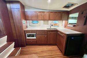 1998 Tiara Yachts 3500 Express thumbnail 15