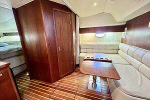 1998 Tiara Yachts 3500 Express thumbnail 12