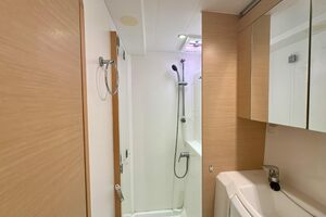 2012-lagoon-400-sail-9878984-20250721074845398-1.jpg