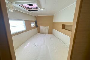2012-lagoon-400-sail-9878984-20250721074855376-1.jpg