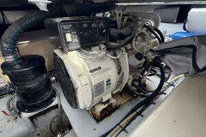 1999 Mainship 350 Trawler thumbnail 46