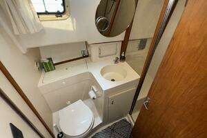 1999 Mainship 350 Trawler thumbnail 21