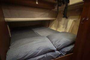 1999 Mainship 350 Trawler thumbnail 20