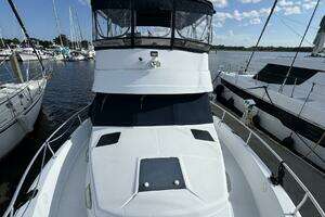1999 Mainship 350 Trawler thumbnail 43