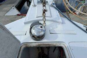 1999 Mainship 350 Trawler thumbnail 39