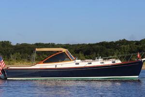 Starboard Beam off the Beach