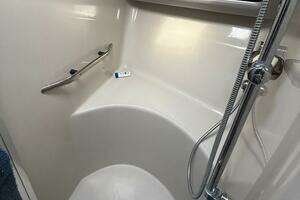 1989 Sea Ray 460 Express Cruiser thumbnail 23