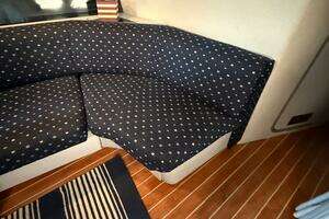 1989 Sea Ray 460 Express Cruiser thumbnail 15