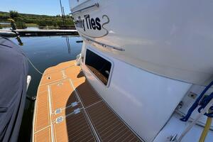 Family Ties 45ft Cruisers Yachts Yacht For Sale