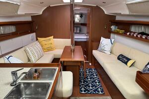 BEL CANTO 37ft Beneteau Yacht For Sale