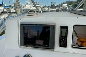 2007 Pro-Line 29 Super Sport Navigation