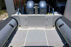 2002 Protector 28 Targa thumbnail 15