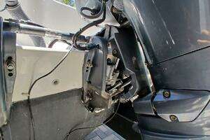 2002 Protector 28 Targa thumbnail 7