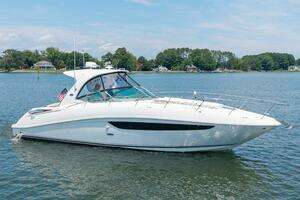 2013 Sea Ray 370 Sundancer thumbnail 7