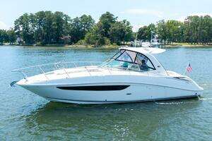 2013 Sea Ray 370 Sundancer thumbnail 6