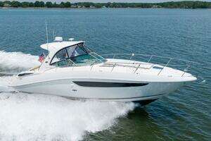 2013 Sea Ray 370 Sundancer thumbnail 52