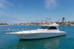 2008 Viking 52 Sport Coupe thumbnail 40
