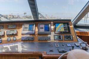 2008 Viking 52 Sport Coupe thumbnail 7
