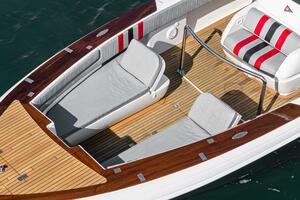 MAS PESOS 37ft Intrepid Yacht For Sale