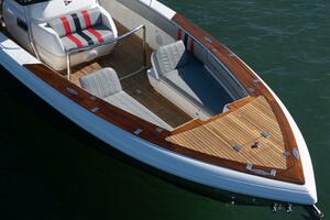 MAS PESOS 37ft Intrepid Yacht For Sale