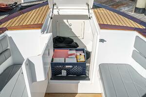 MAS PESOS 37ft Intrepid Yacht For Sale