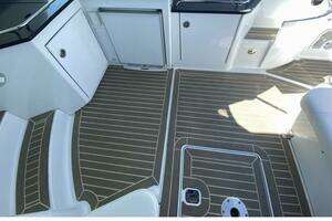 2014 Formula 45 Yacht thumbnail 5