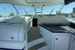 2014 Formula 45 Yacht thumbnail 11