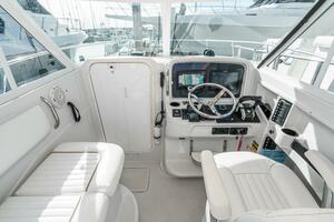 THIS CAT S FISHING 26ft Glacier Bay Yacht For Sale