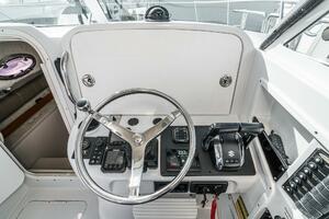 THIS CAT S FISHING 26ft Glacier Bay Yacht For Sale