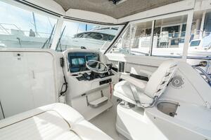 THIS CAT S FISHING 26ft Glacier Bay Yacht For Sale