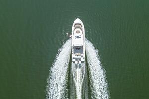 2017 Boston Whaler 330 Outrage underway