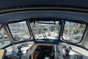 2005 Beneteau 473 thumbnail 18