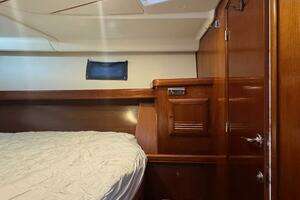 2005 Beneteau 473 thumbnail 41