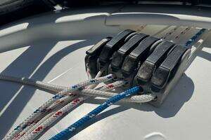 2005 Beneteau 473 thumbnail 21