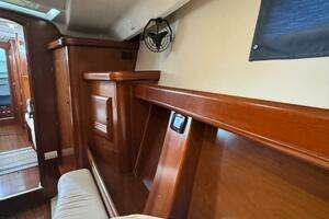 2005 Beneteau 473 thumbnail 43