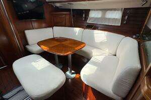 2005 Beneteau 473 thumbnail 29