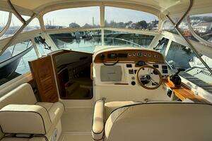 2009 Hunt Yachts Harrier 29 thumbnail 24