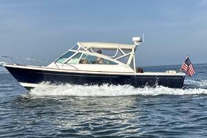 Summer Salt  29ft Hunt Yachts Yacht For Sale