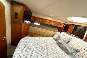 44ft Cruisers Yachts Yacht For Sale