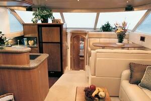 44ft Cruisers Yachts Yacht For Sale