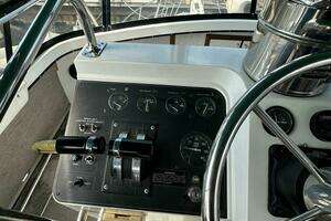 1991 Carver 3807 Aft Cabin thumbnail 14
