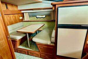 1991 Carver 3807 Aft Cabin thumbnail 25
