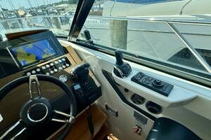 45FT (13.87M) TIARA YACHTS